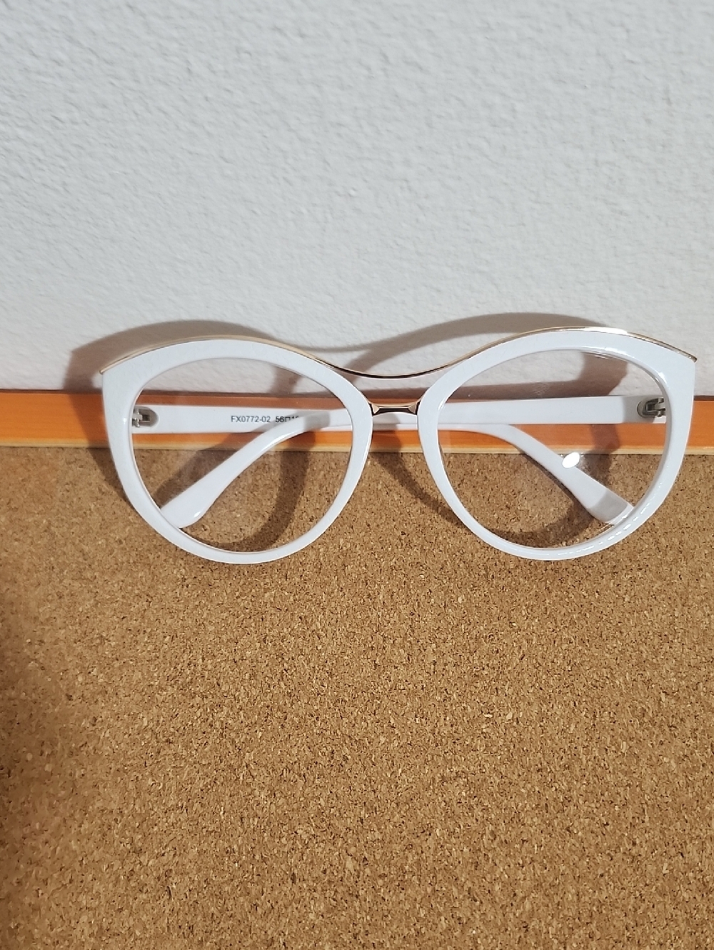 White Cat-Eye Clear Lens Glasses New No Tag.